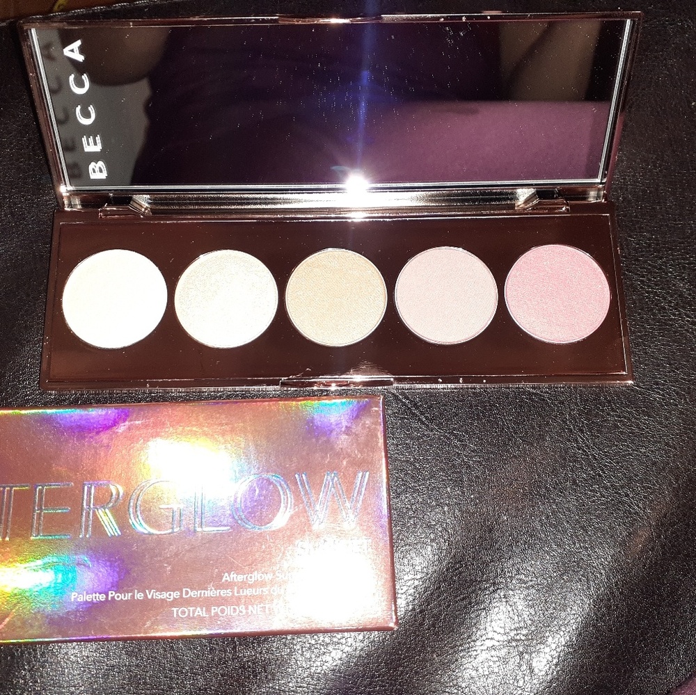 New BECCA highlighter pallet